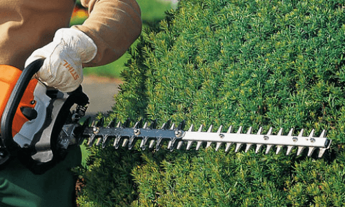 Taille-haie thermique Stihl HS 45 test complet